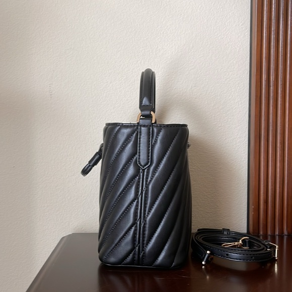 Michael Kors Bucket Bag - Picture 7 of 7